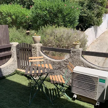 Appartement Chaleureux Et Cosy à 10 Minutes De La Sanary-sur-Mer