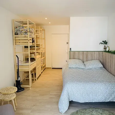 Chaleureux Et Cosy A 10 Minutes De La 사나리쉬르메르